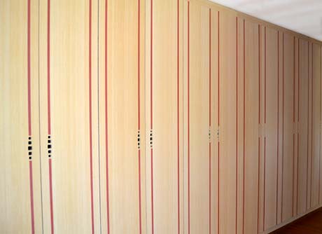 Placard Bambou Naturel + Ligne Rouge